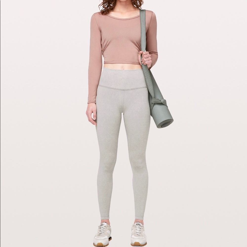 🍋🚫SOLD🚫Lululemon WU Snow Washed 28”🍋